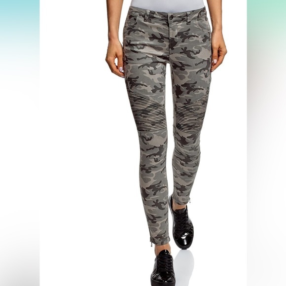 NWT, Women's Military-Style Jeans, Decorative Stitching, Ankle Zippers - Picture 4 of 8